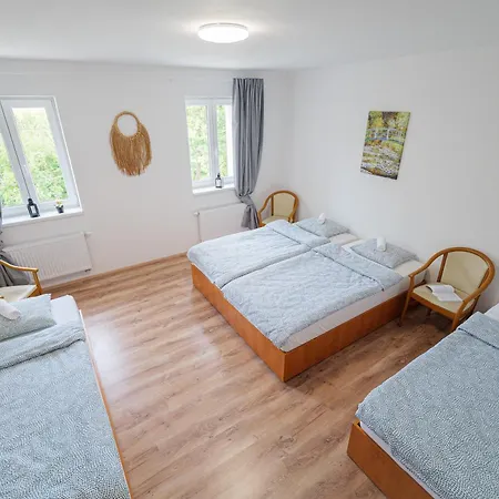 Tvm 1 اوسترافا